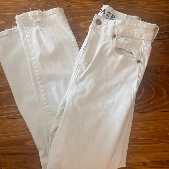 Daze Denim Daily Driver Skinny Straight Jean 24/ White - Picture 2 of 3